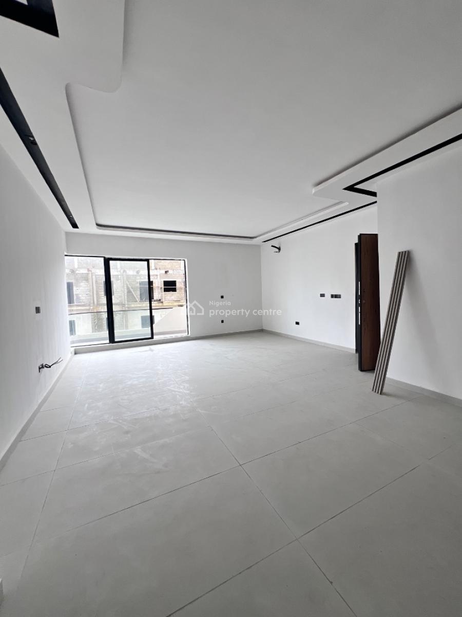 2 Bedroom Apartment with Pool, Lekki Phase 1, Lekki, Lagos, Flat / Apartment for Rent
