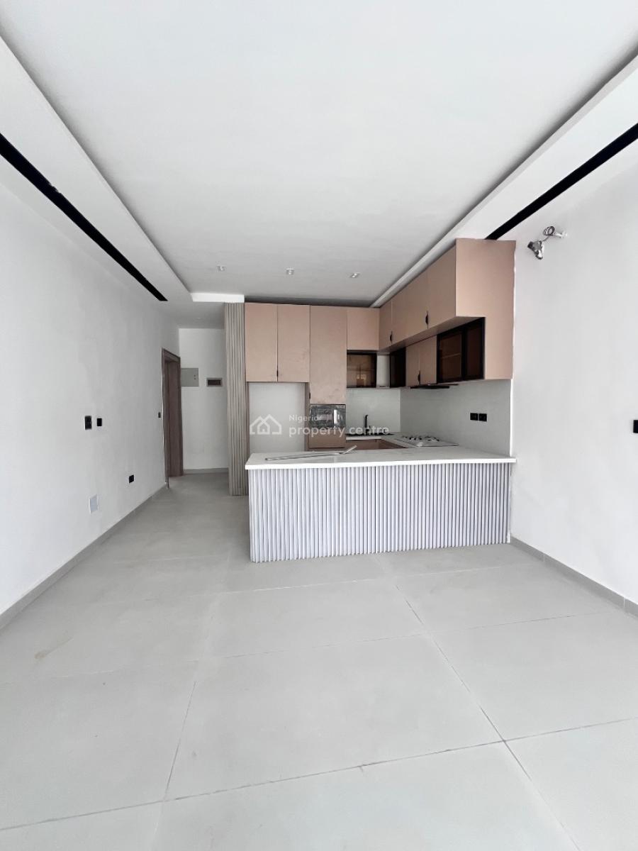 2 Bedroom Apartment with Pool, Lekki Phase 1, Lekki, Lagos, Flat / Apartment for Rent