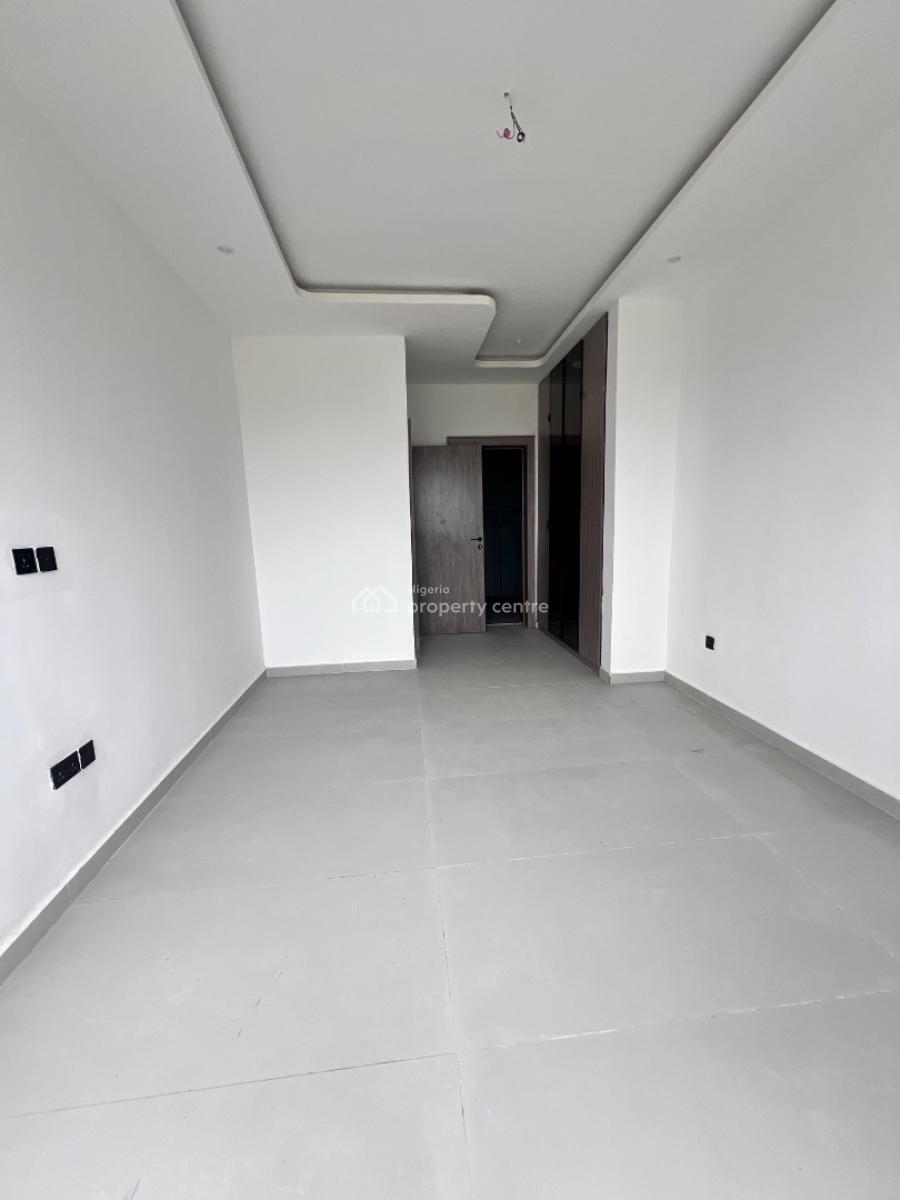2 Bedroom Apartment with Pool, Lekki Phase 1, Lekki, Lagos, Flat / Apartment for Rent