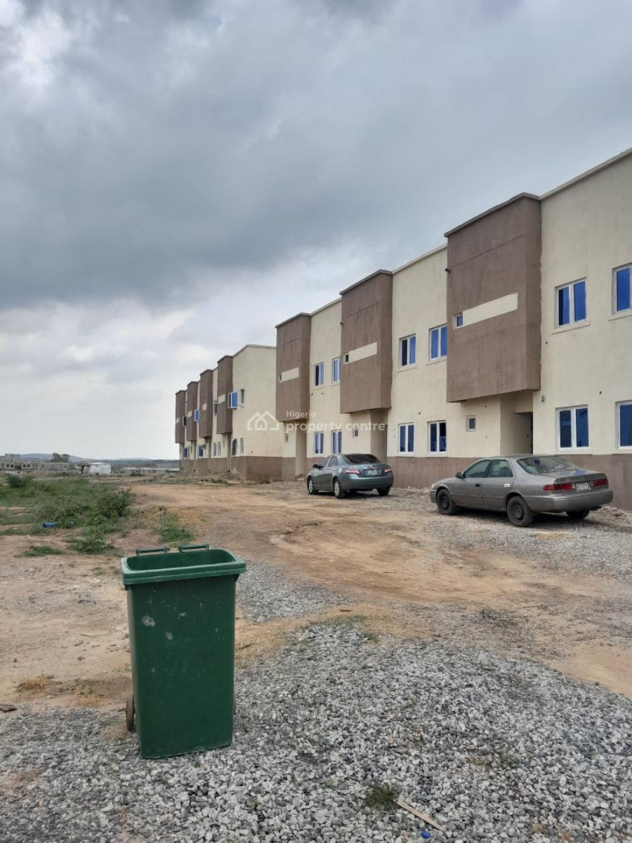 3 Bedroom Terrace with Good Infrastructure and Boys Quarter, Kubwa Karsana, Karsana, Abuja, Terraced Duplex for Sale