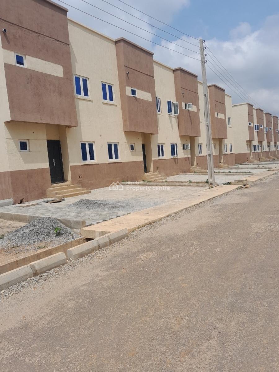 3 Bedroom Terrace with Good Infrastructure and Boys Quarter, Kubwa Karsana, Karsana, Abuja, Terraced Duplex for Sale