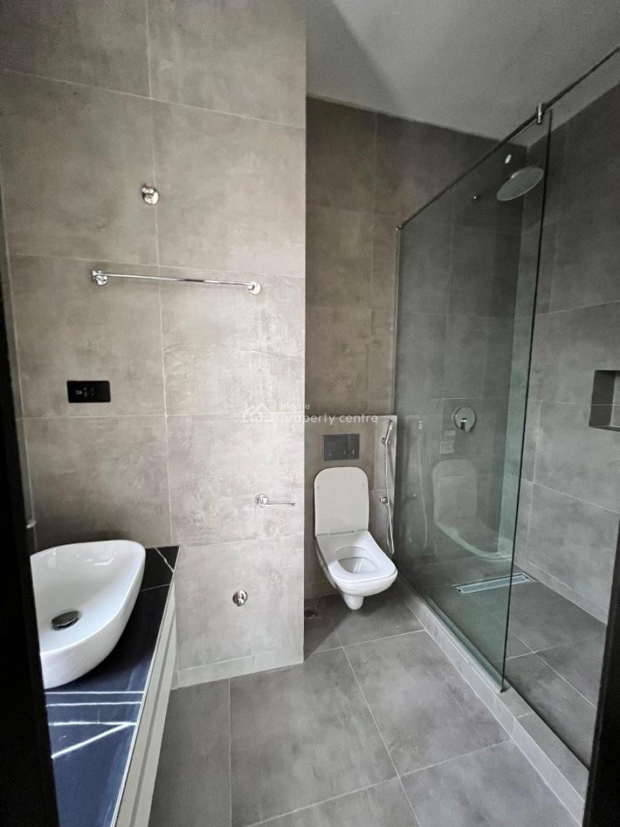 Modern 5 Bedroom Detached with Cinema/gym, Bq in a Family Friendly, Lekki Phase 1, Lekki, Lagos, House for Sale