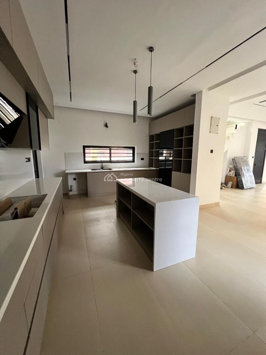 Modern 5 Bedroom Detached with Cinema/gym, Bq in a Family Friendly, Lekki Phase 1, Lekki, Lagos, House for Sale