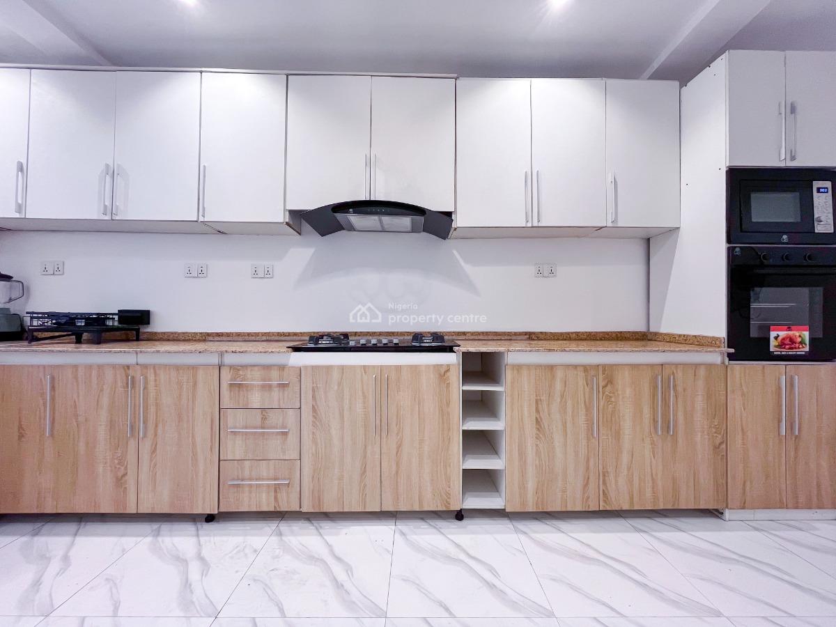 3 Bedroom Aparrtment, James Orugbo Street, Chevy View Estate, Lekki Phase 2, Lekki, Lagos, Flat / Apartment Short Let