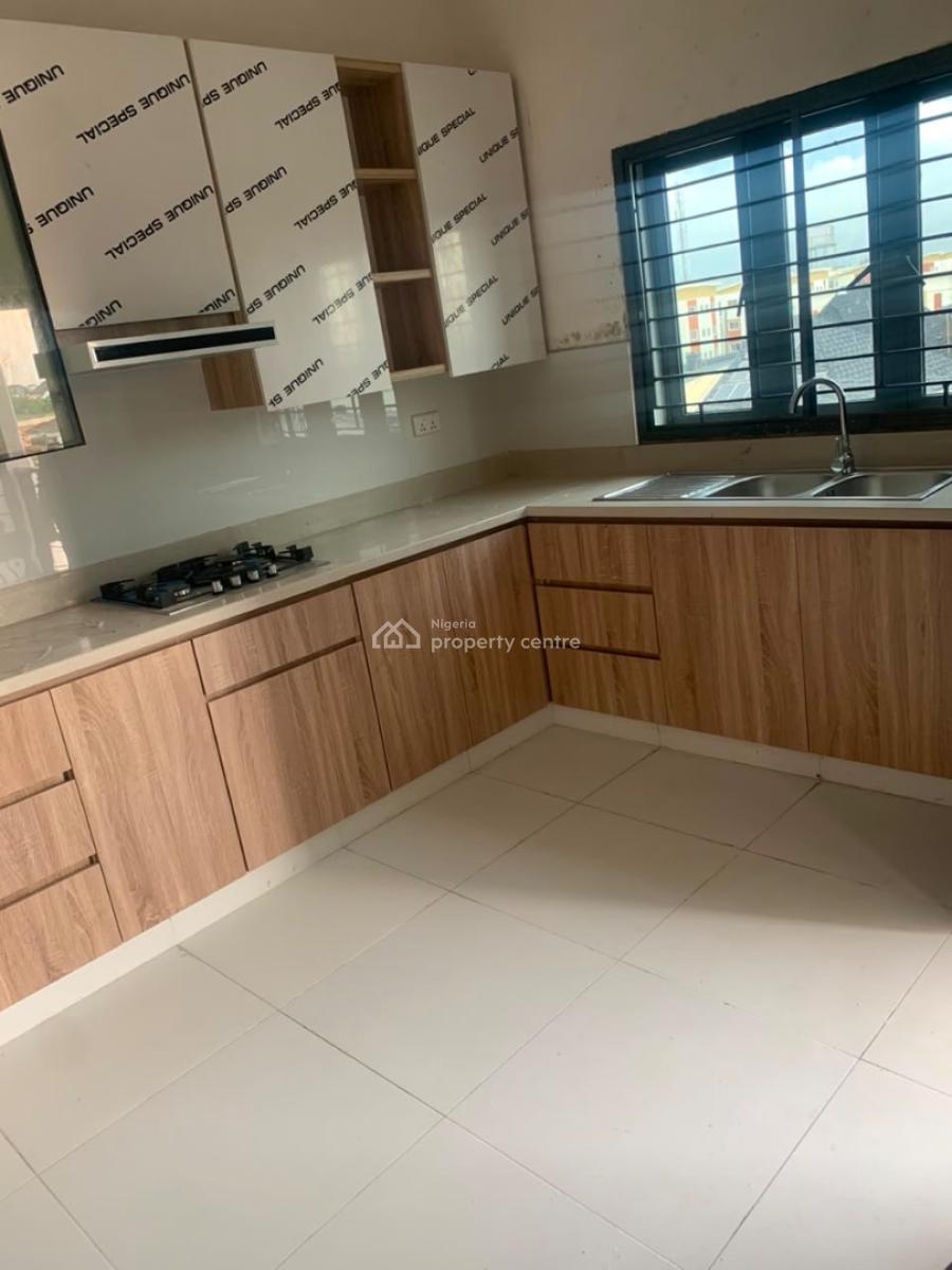 Brand New 2 Bedroom Flat, Abraham Adesanya, Ajah, Lagos, Flat / Apartment for Rent