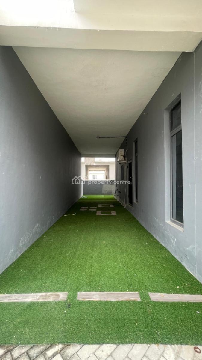 Distress  Fully Furnished 3-bedroom Terrace Duplex + Bq + Inverter, Addo Road Ajah, Ajah, Lagos, Terraced Duplex for Sale