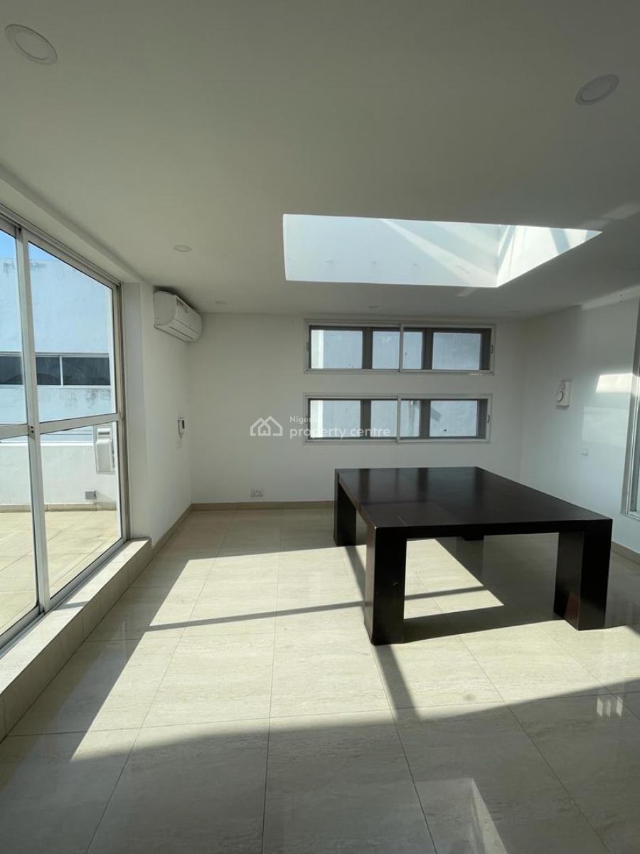 Perfectly Designed 5 Bedroom Duplex with 2 Units of Bq, Banana Island, Banana Island, Ikoyi, Lagos, Detached Duplex for Rent