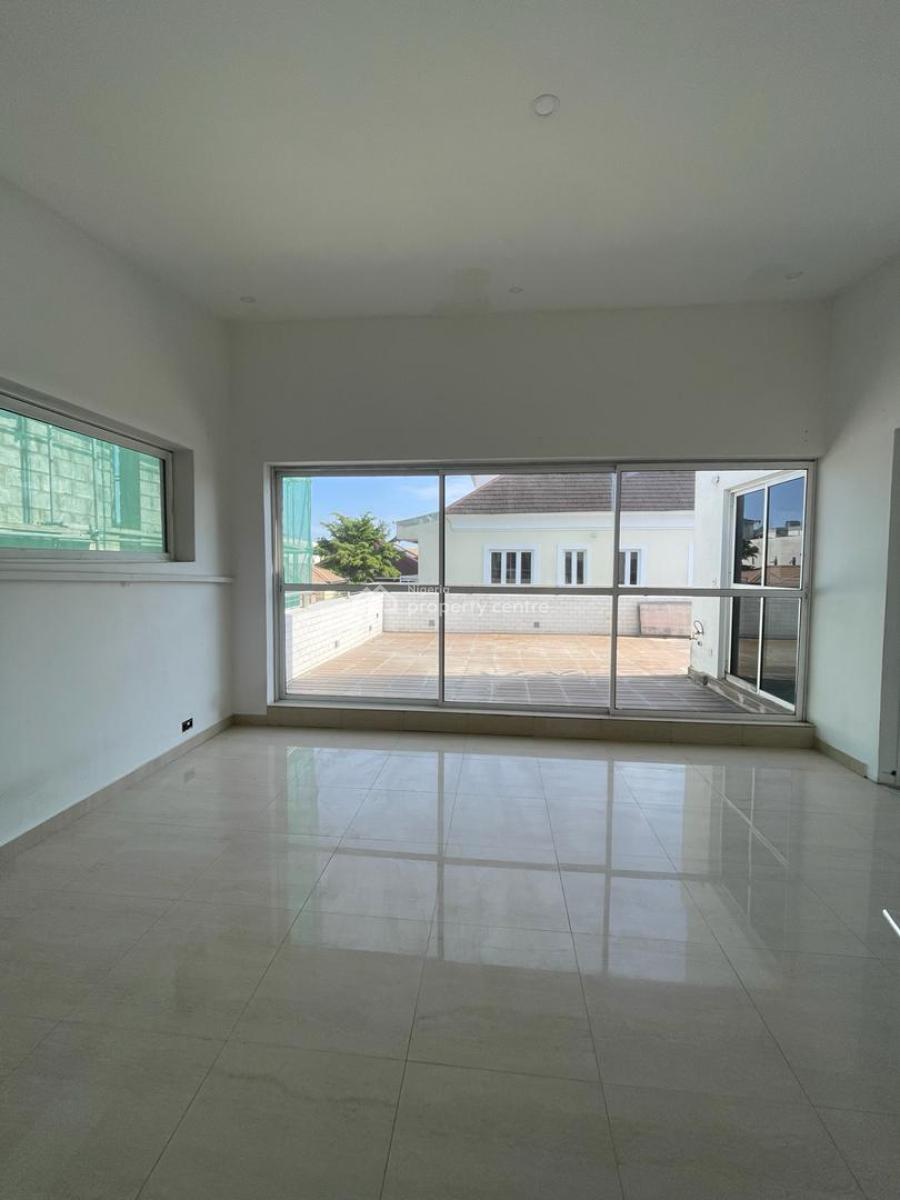 Perfectly Designed 5 Bedroom Duplex with 2 Units of Bq, Banana Island, Banana Island, Ikoyi, Lagos, Detached Duplex for Rent
