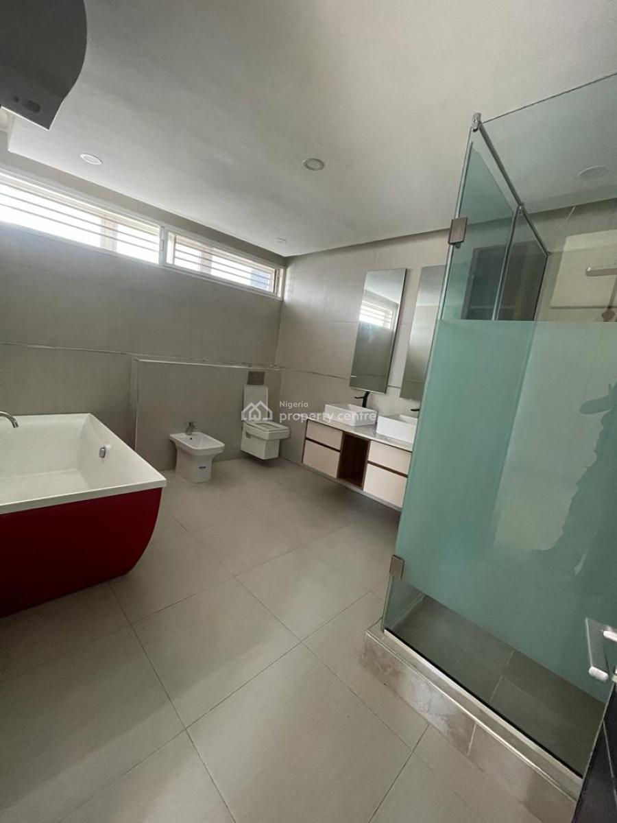 Perfectly Designed 5 Bedroom Duplex with 2 Units of Bq, Banana Island, Banana Island, Ikoyi, Lagos, Detached Duplex for Rent