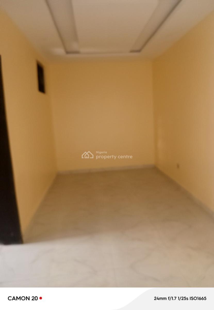 Executive, Standard 2 Bedrooms Upstairs and Down Stairs with Pop, Ijehsa, Surulere, Lagos, Flat / Apartment for Rent