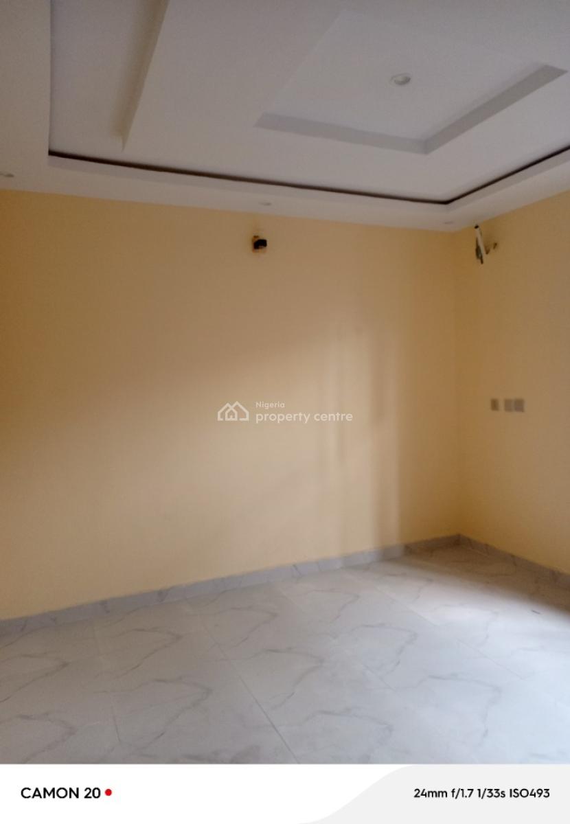 Executive, Standard 2 Bedrooms Upstairs and Down Stairs with Pop, Ijehsa, Surulere, Lagos, Flat / Apartment for Rent