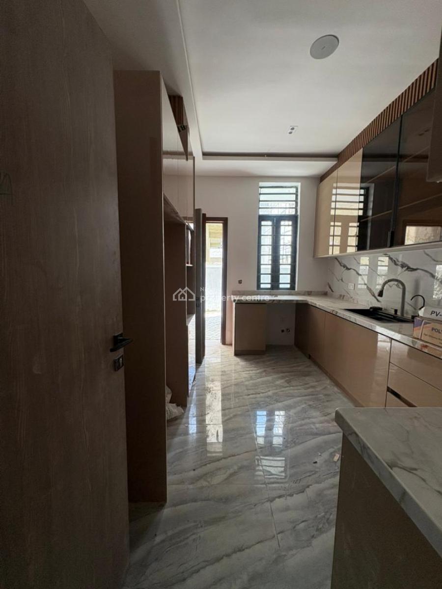 3 Bedroom Apartment, Osapa, Lekki, Lagos, Flat / Apartment for Sale