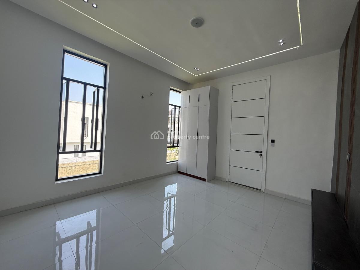 6 Bedroom Detached Duplex Available, Lekki Phase 2, Lekki, Lagos, Detached Duplex for Sale