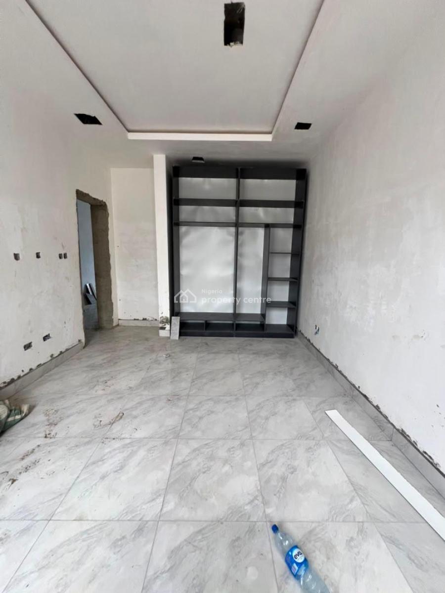 Spacious 2 Bedroom Apartment with Pool, Gym, Elevator & Balcony, Spacious 2 Bedroom Apartment with Pool, Gym, Elevator & Balcony, Victoria Island (vi), Lagos, Block of Flats for Sale