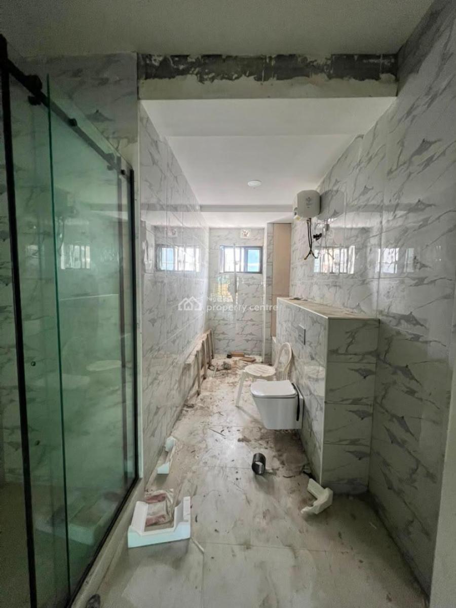 Self Compound 4 Bedroom Terrace with Elevator & Bq in Coveted Location, Victoria Island (vi), Lagos, Terraced Duplex for Sale