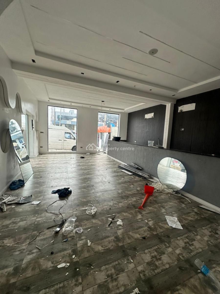 Commercial Space, Lekki Phase 1, Lekki, Lagos, Commercial Property for Rent