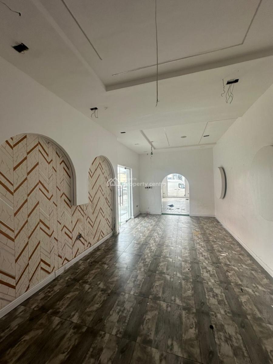 Commercial Space, Lekki Phase 1, Lekki, Lagos, Commercial Property for Rent