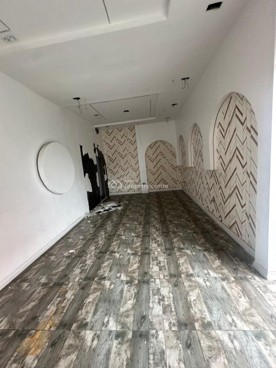 Commercial Space, Lekki Phase 1, Lekki, Lagos, Commercial Property for Rent