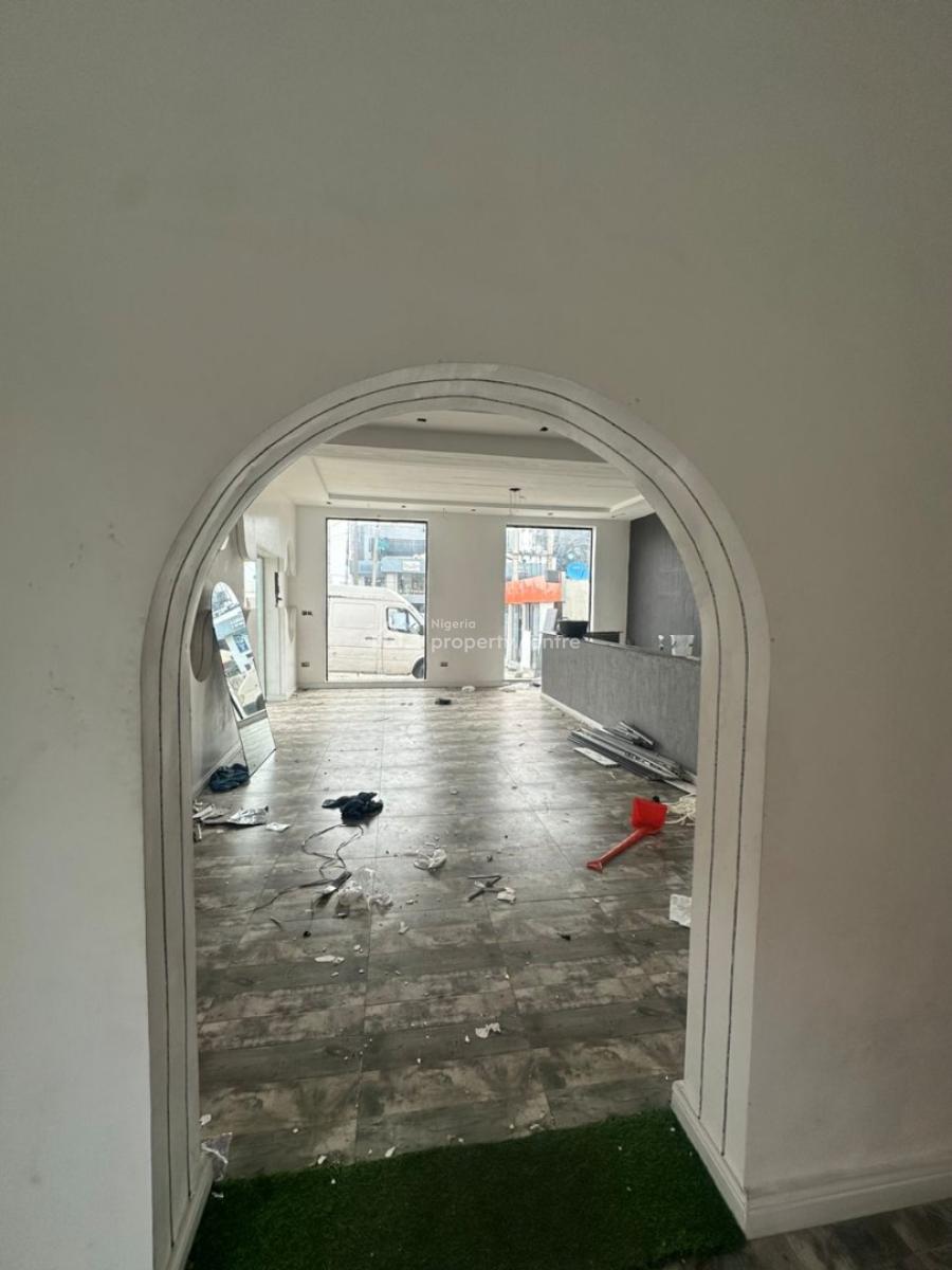Commercial Space, Lekki Phase 1, Lekki, Lagos, Commercial Property for Rent