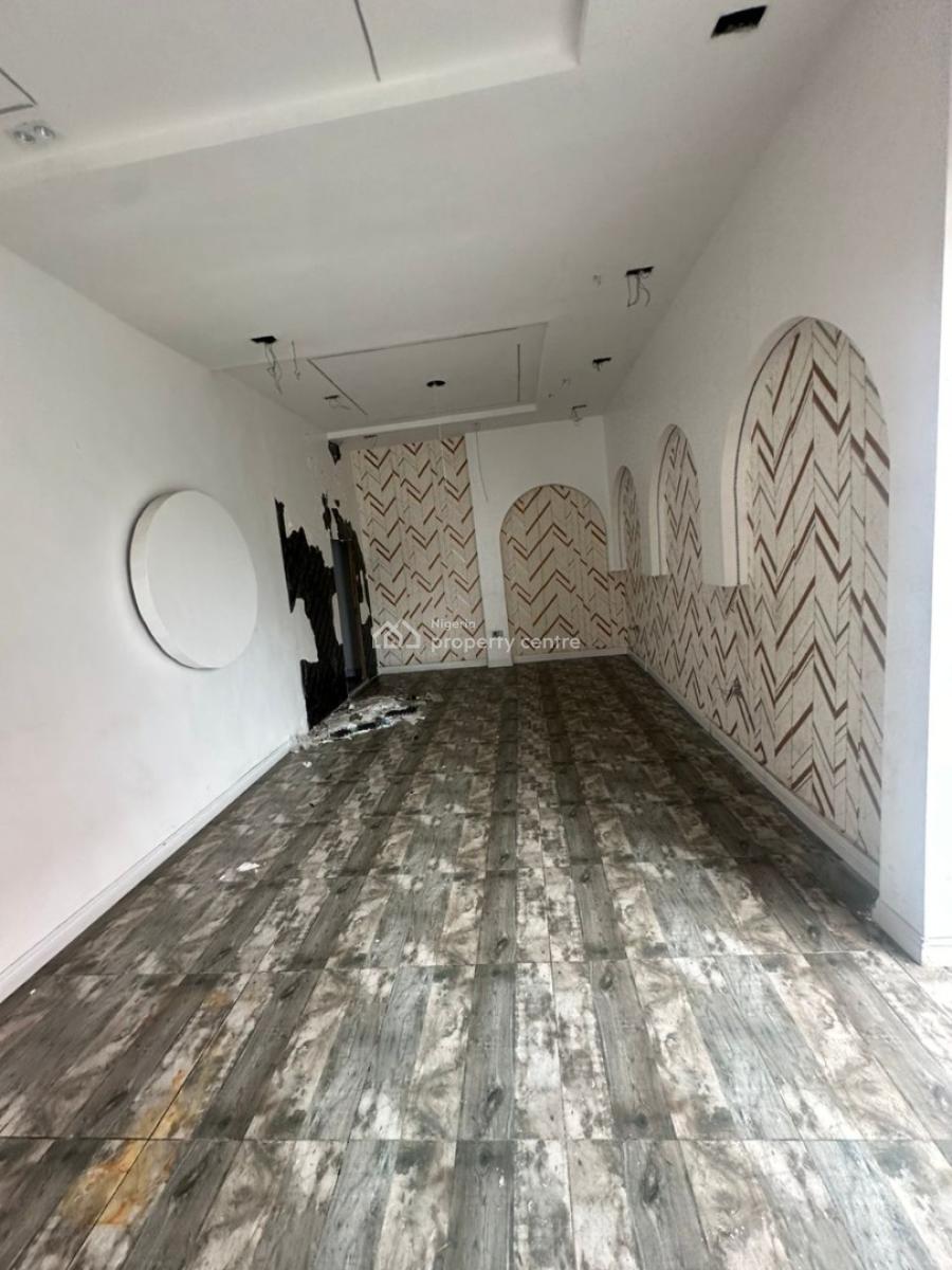 Commercial Space, Lekki Phase 1, Lekki, Lagos, Commercial Property for Rent