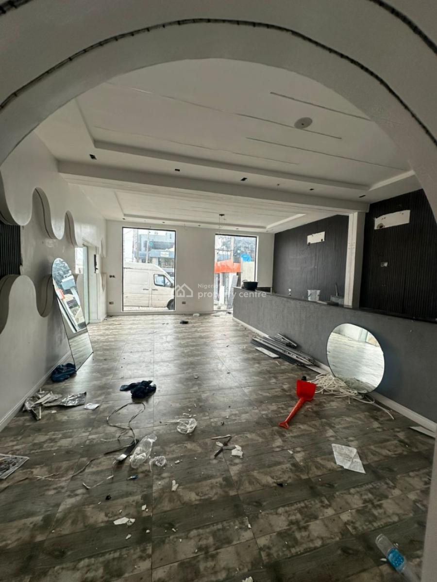 Commercial Space, Lekki Phase 1, Lekki, Lagos, Commercial Property for Rent