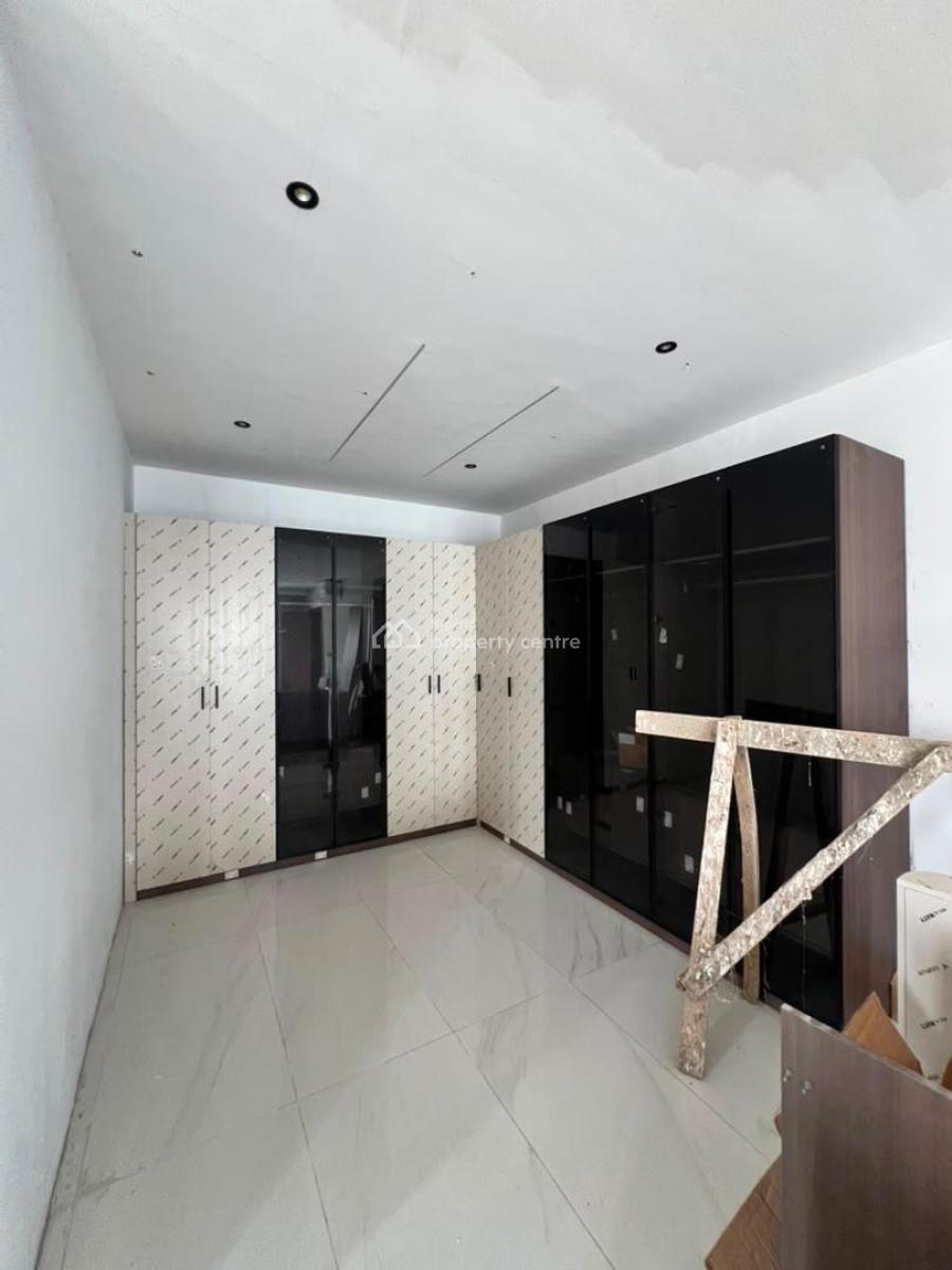 Sophisticated 4 Bedroom Pent with Skyline Views Bq, Pool, Gym, Sophisticated 4 Bedroom Pent with Skyline Views Bq, Pool, Gym, Victoria Island (vi), Lagos, Block of Flats for Sale