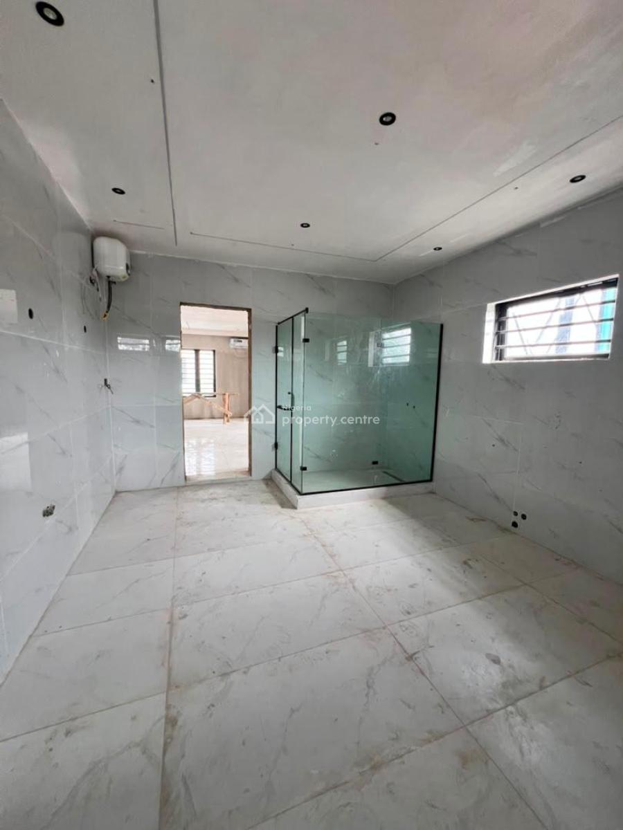 Sophisticated 4 Bedroom Pent with Skyline Views Bq, Pool, Gym, Sophisticated 4 Bedroom Pent with Skyline Views Bq, Pool, Gym, Victoria Island (vi), Lagos, Block of Flats for Sale