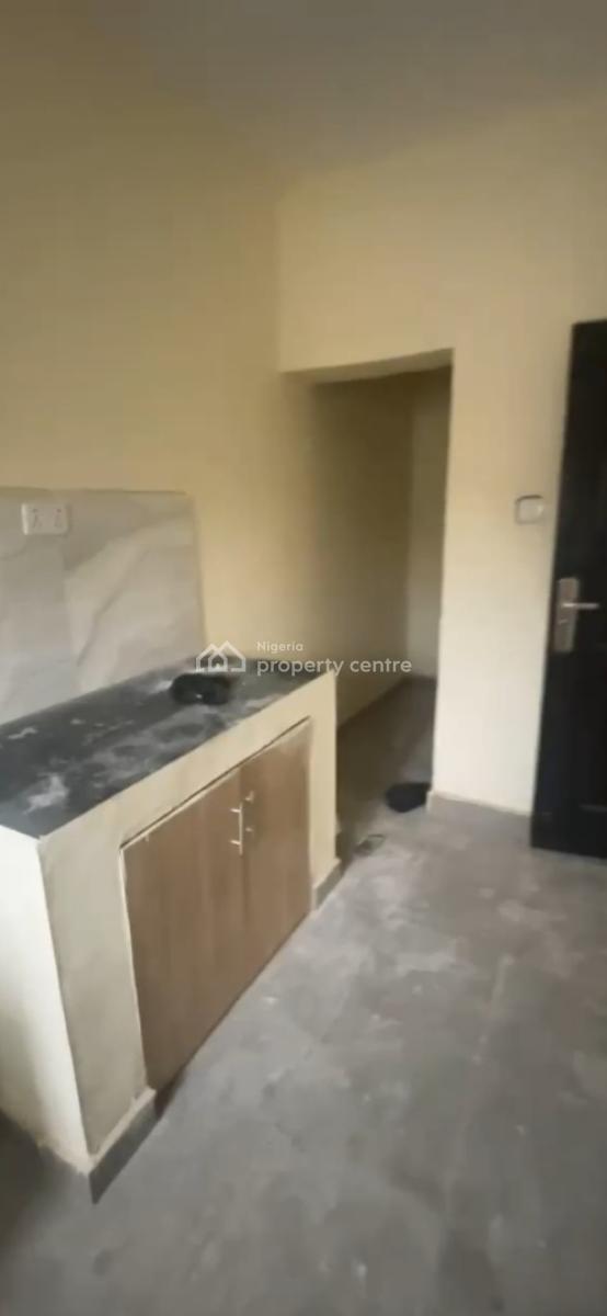 a Brand New Spacious 2-bedroom Flat, Idu-karmo, After Nizamiyel Hospital, Idu Industrial, Abuja, Flat / Apartment for Rent