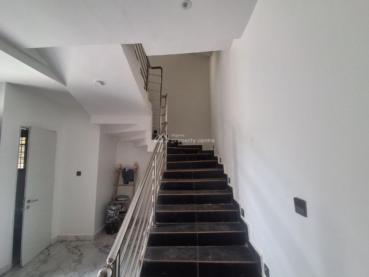 5-bedrooms Terrace Duplex, Guzape, Guzape District, Abuja, Terraced Duplex for Sale