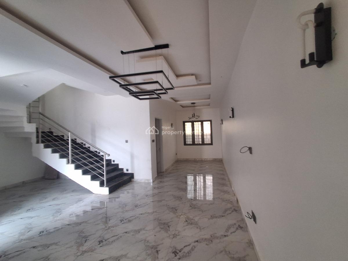 5-bedrooms Terrace Duplex, Guzape, Guzape District, Abuja, Terraced Duplex for Sale
