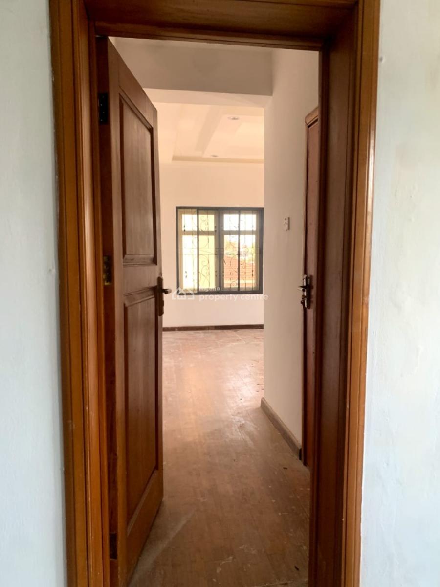 4bedroom Semi-detached Houses with Pool, Generator, Oniru, Victoria Island (vi), Lagos, Semi-detached Duplex for Sale