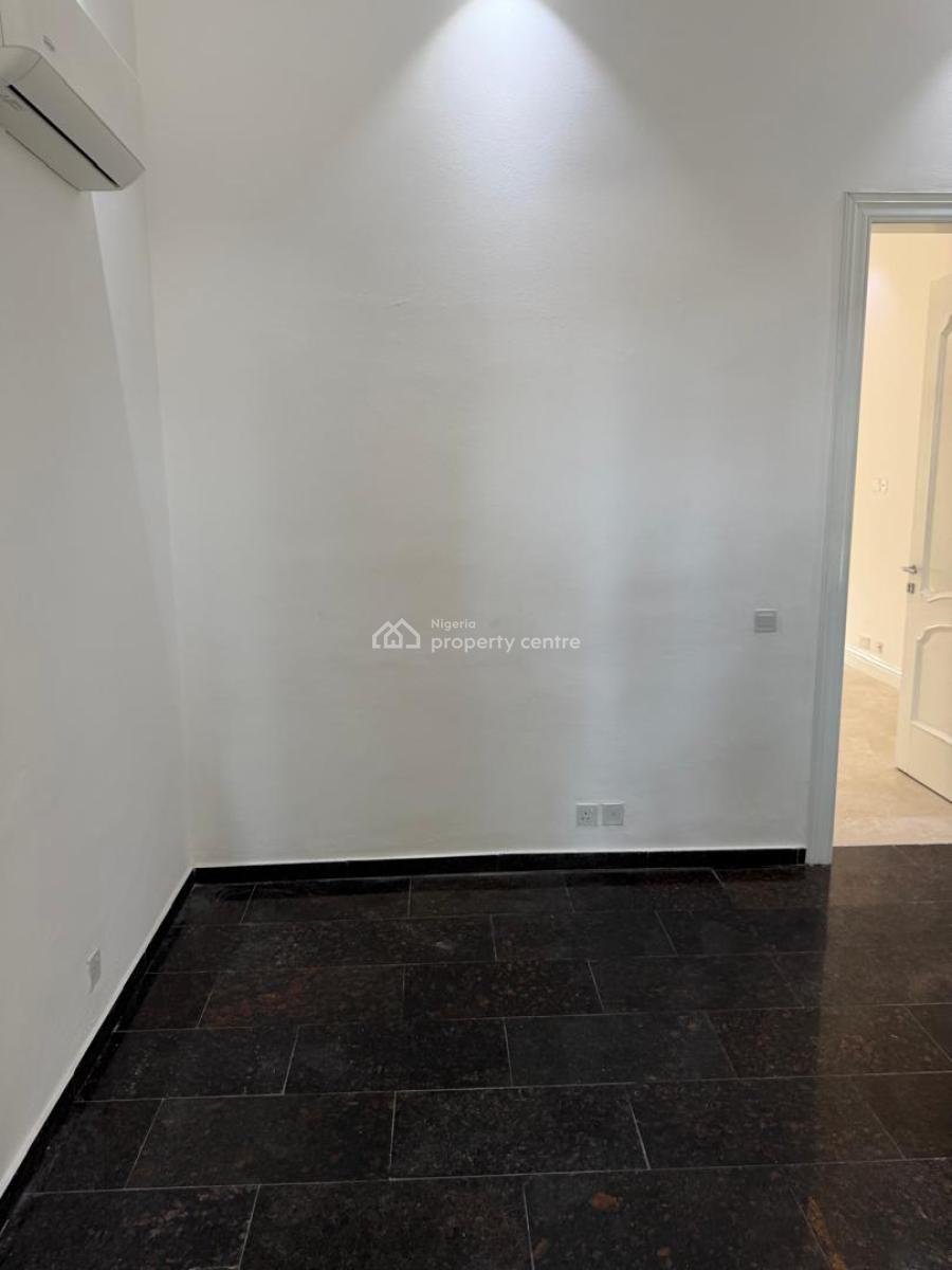Well Maintained 3-bedroom (all En-suite) Terrace with Bq, Off Bourdillon Road, Old Ikoyi, Ikoyi, Lagos, Flat / Apartment for Rent