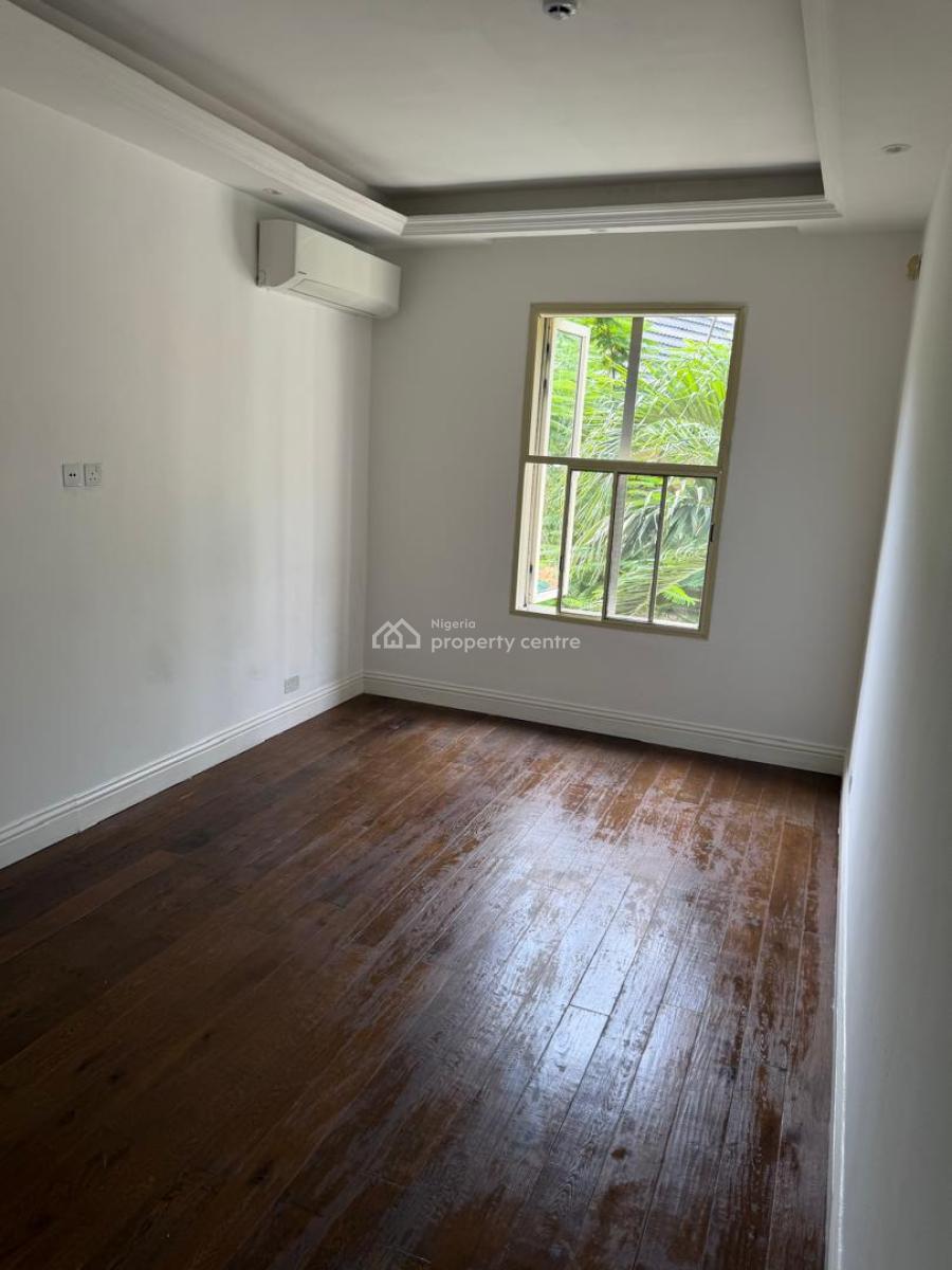 Well Maintained 3-bedroom (all En-suite) Terrace with Bq, Off Bourdillon Road, Old Ikoyi, Ikoyi, Lagos, Flat / Apartment for Rent