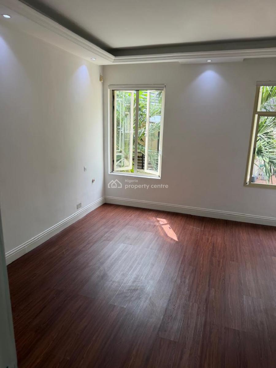 Well Maintained 3-bedroom (all En-suite) Terrace with Bq, Off Bourdillon Road, Old Ikoyi, Ikoyi, Lagos, Flat / Apartment for Rent