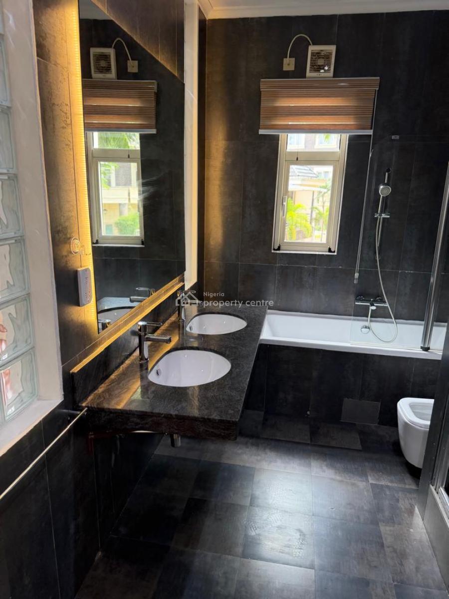 Well Maintained 3-bedroom (all En-suite) Terrace with Bq, Off Bourdillon Road, Old Ikoyi, Ikoyi, Lagos, Flat / Apartment for Rent
