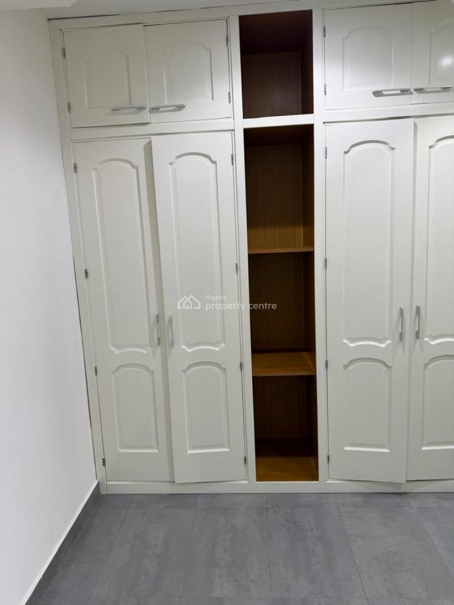 Well Maintained 3-bedroom (all En-suite) Terrace with Bq, Off Bourdillon Road, Old Ikoyi, Ikoyi, Lagos, Flat / Apartment for Rent