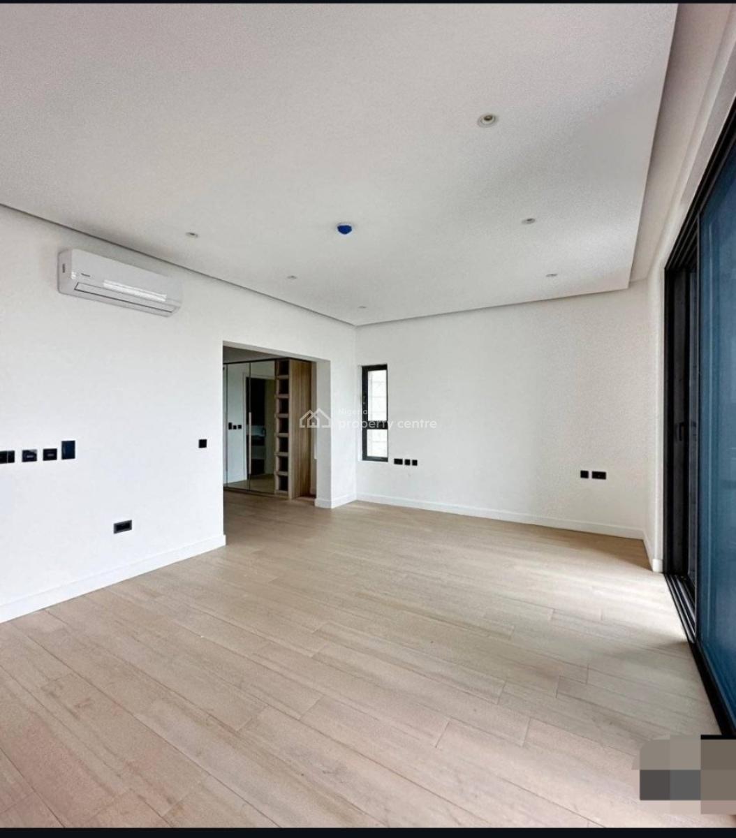 Luxuriously Built 3 Bedroom Apartment with Pool and Gym, Ikoyi, Lagos, Block of Flats for Sale