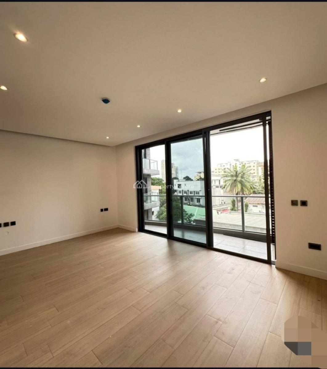 Luxuriously Built 3 Bedroom Apartment with Pool and Gym, Ikoyi, Lagos, Block of Flats for Sale