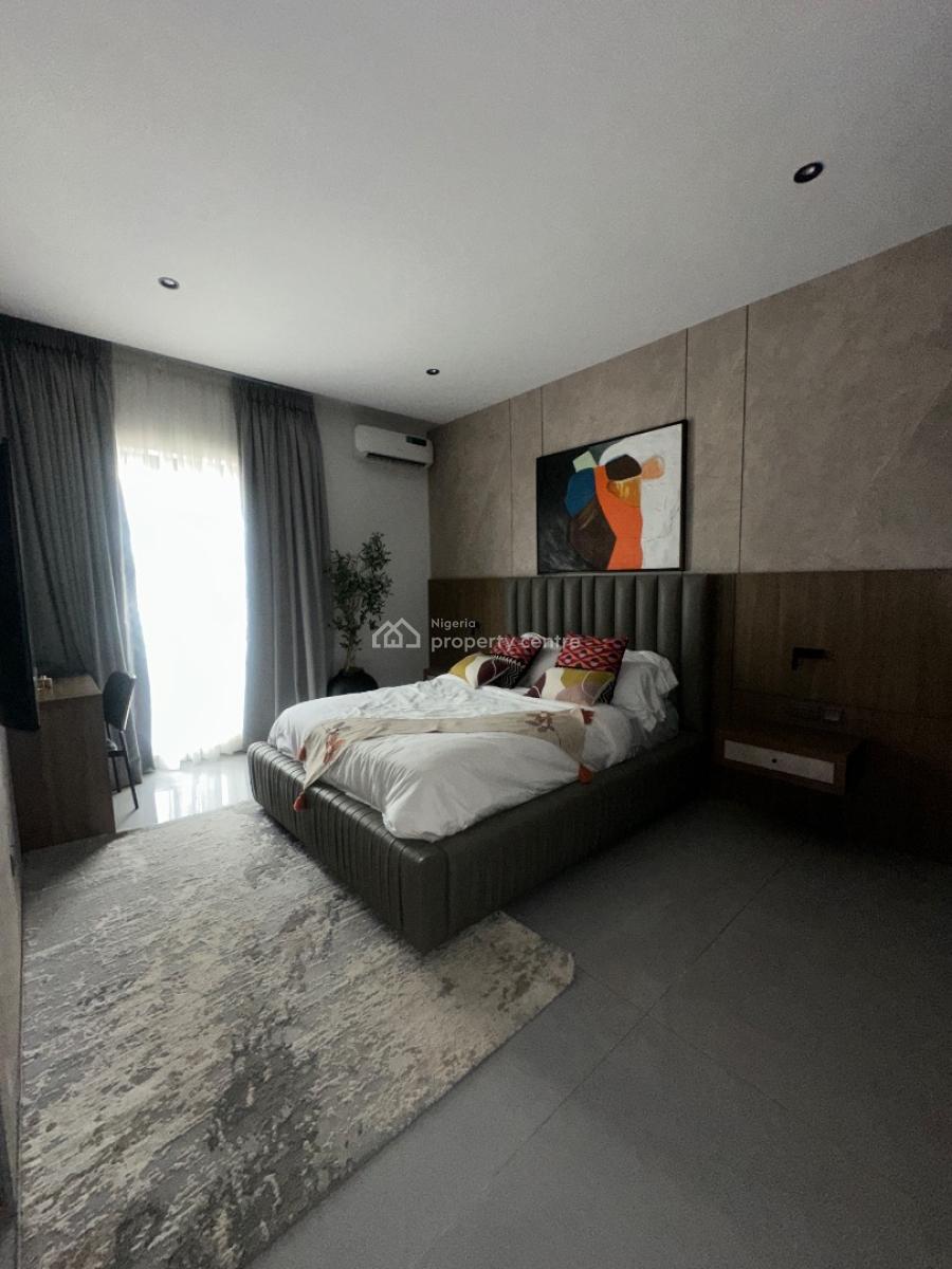 Phenomenal 3 Bedroom Apartment with Bq, Elevator, Lekki Phase 1, Lekki, Lagos, Flat / Apartment for Sale