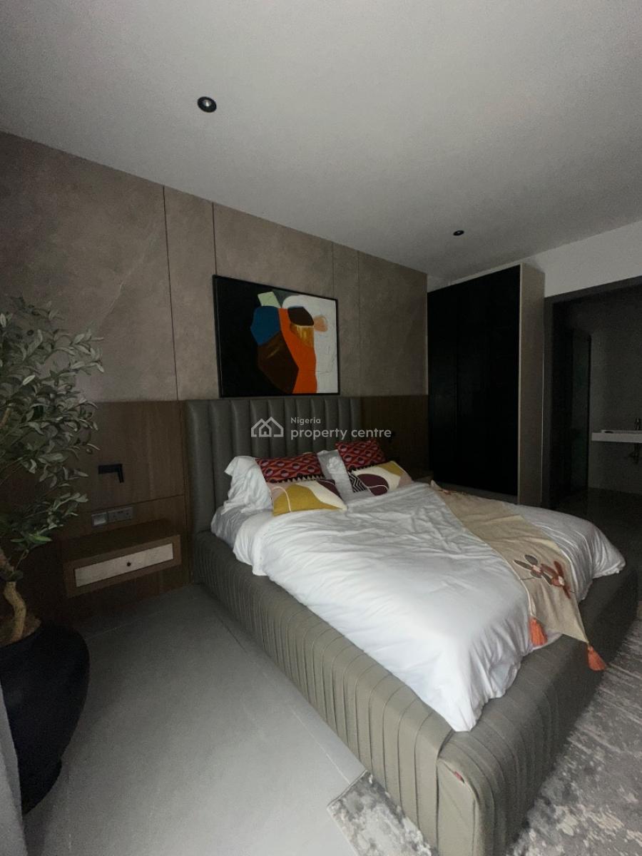 Phenomenal 3 Bedroom Apartment with Bq, Elevator, Lekki Phase 1, Lekki, Lagos, Flat / Apartment for Sale