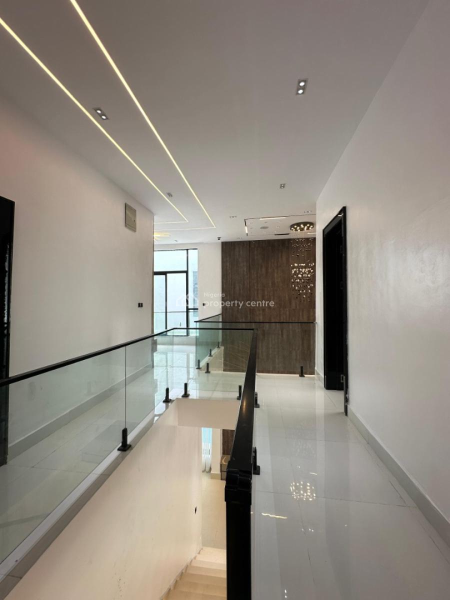 Outstanding Spacious Luxury 5 Bedroom Fully Detached Duplex with a Bq, Vgc, Lekki, Lagos, Detached Duplex for Sale
