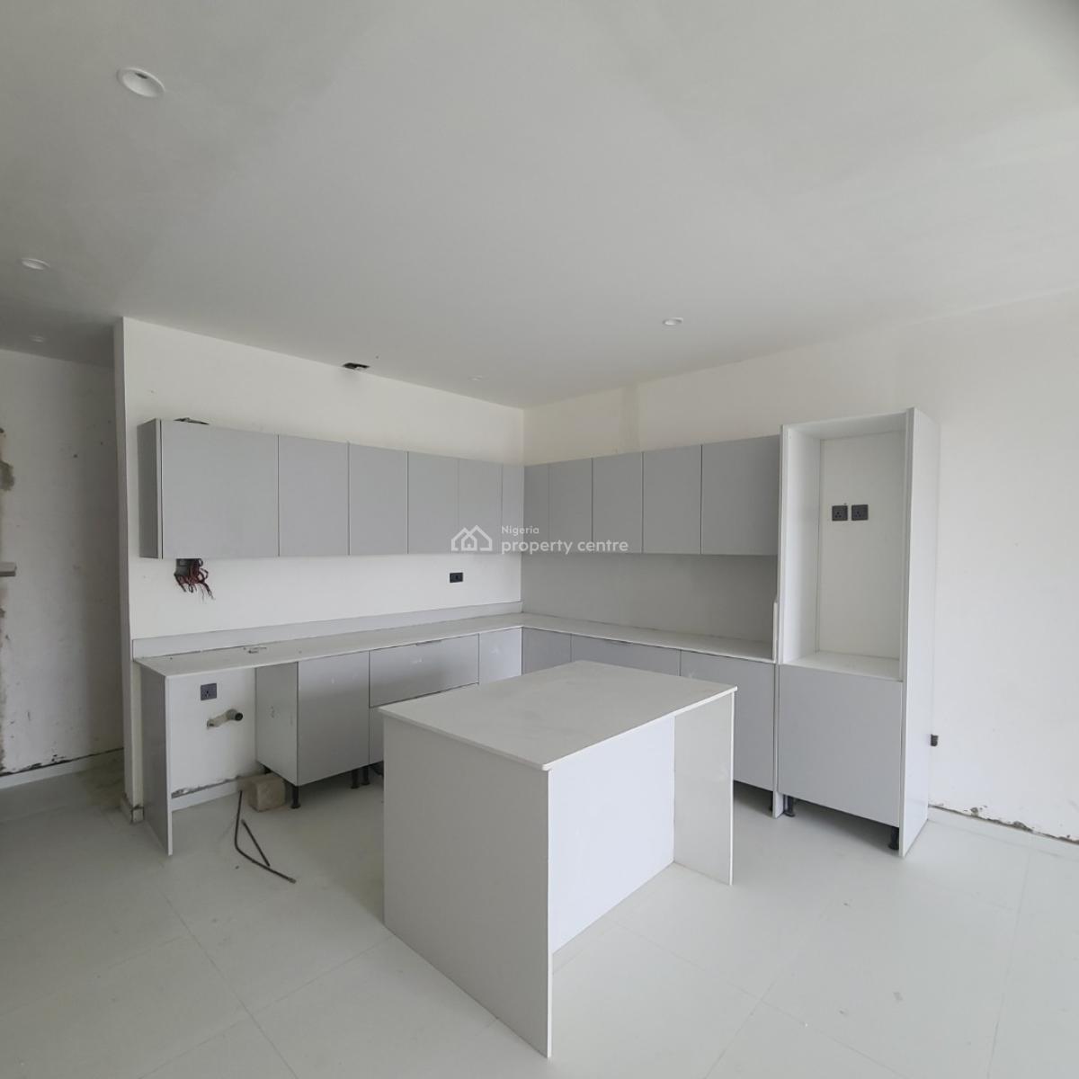 2bedroom Luxury Apartment, Lekki, Lagos, Flat / Apartment for Sale