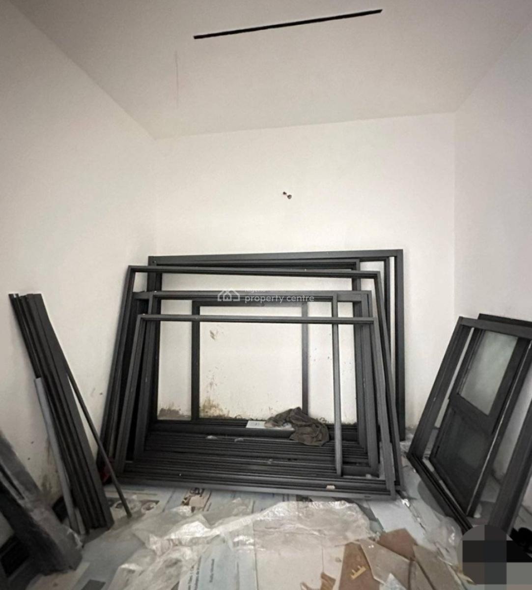 Exquisitely Detailed 4 Bedroom Apartment with Pool and Elevator, Banana Island, Ikoyi, Lagos, Block of Flats for Sale