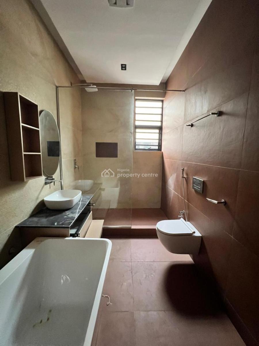 Modern 5 Bedroom Detached with Cinema/gym, Bq in a Family Friendly, Lekki Phase 1, Lekki, Lagos, Detached Duplex for Sale