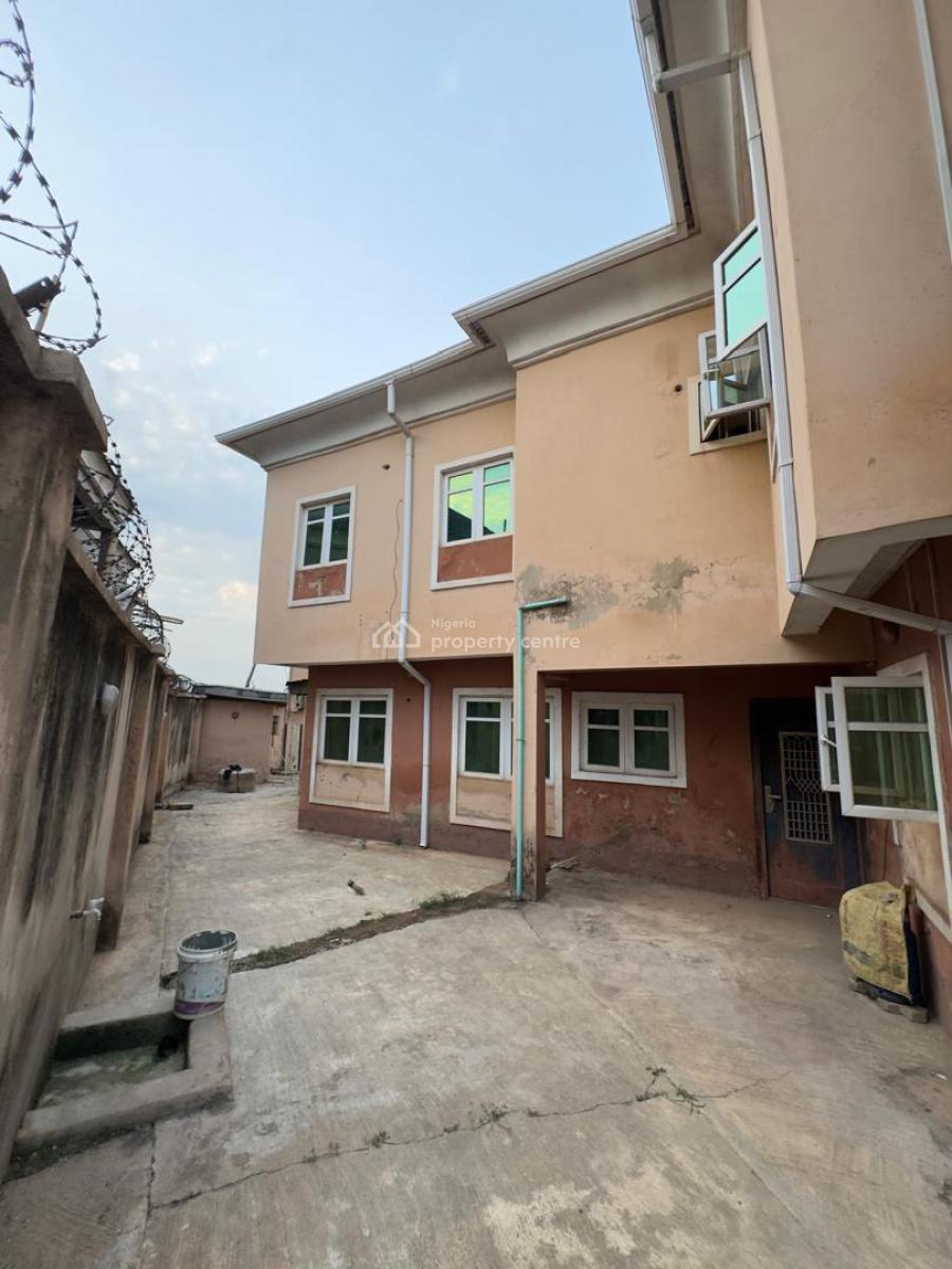 4 Bedroom Duplex with Twin 2 Bedroom, Idi Orogbo, Ojurin, Akobo, Ibadan, Ibadan, Oyo, Semi-detached Duplex for Sale