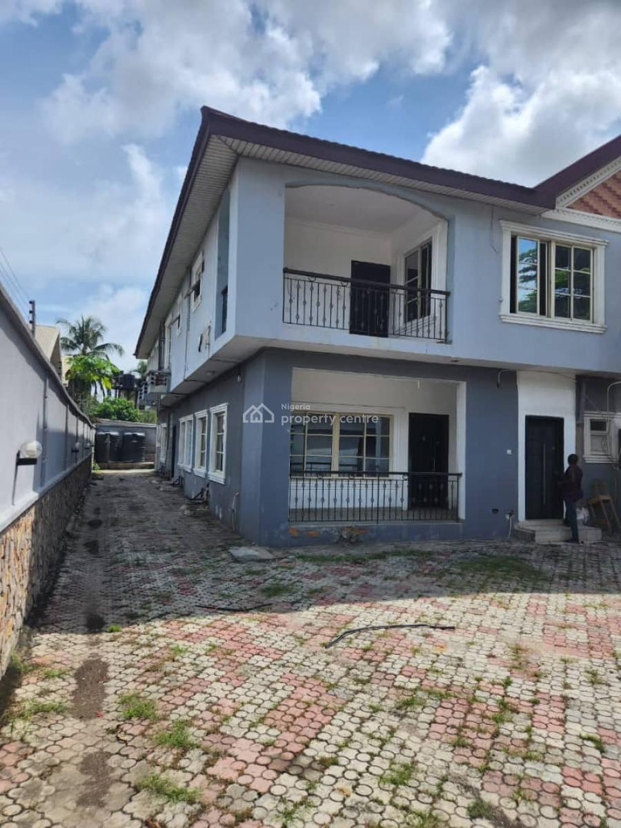 5 Bedroom Semi Detached House with a Bq, Lekki Phase 1, Lekki, Lagos, Semi-detached Duplex for Rent
