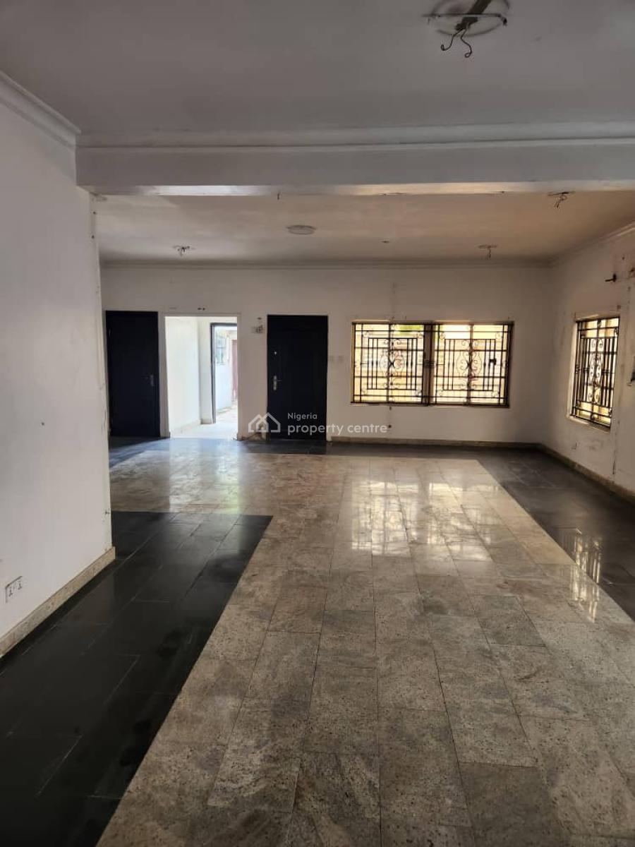 5 Bedroom Semi Detached House with a Bq, Lekki Phase 1, Lekki, Lagos, Semi-detached Duplex for Rent