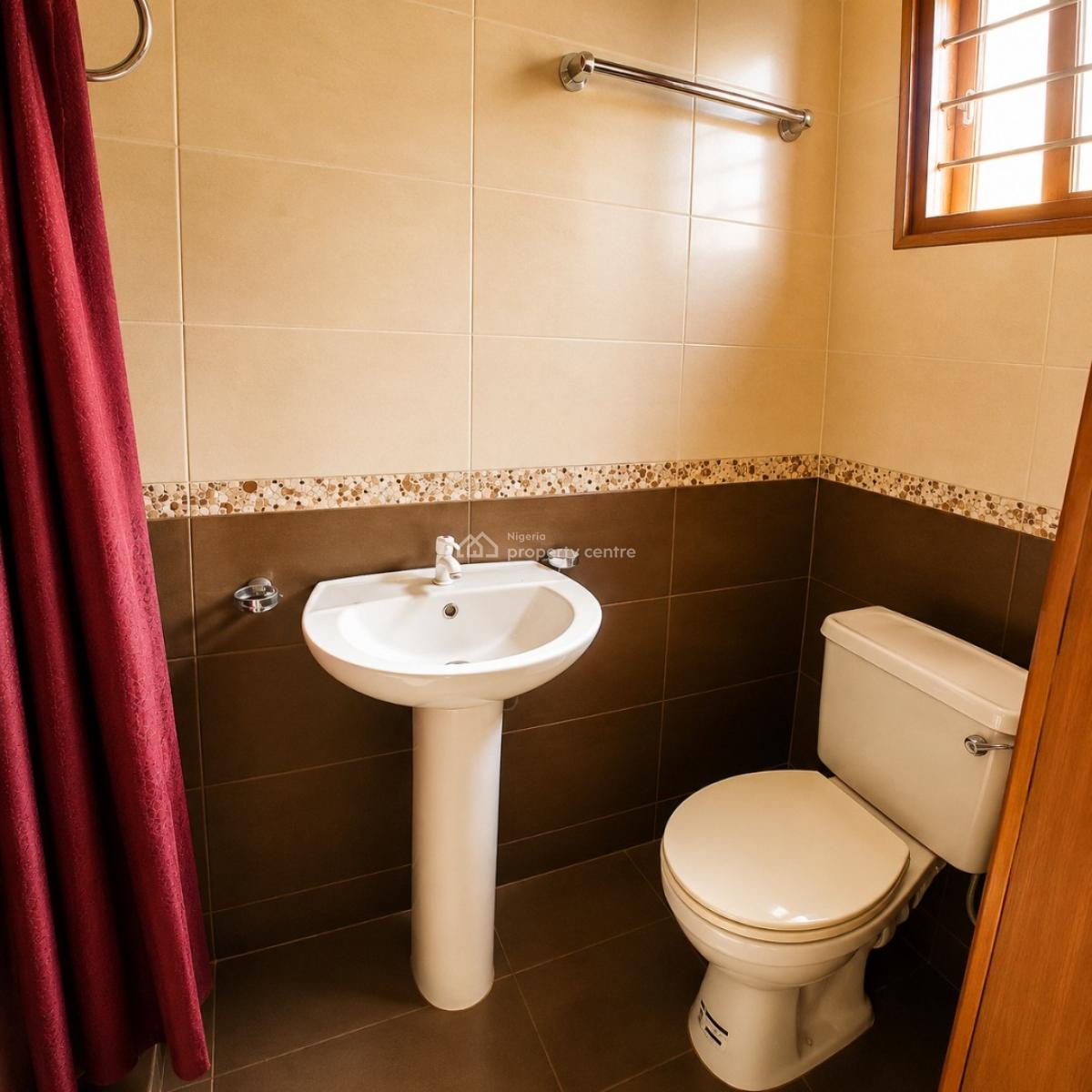 3 Bedroom Bungalow with Ac and  Fitted Kichen, Vgc, Vgc, Lekki, Lagos, Detached Bungalow for Rent