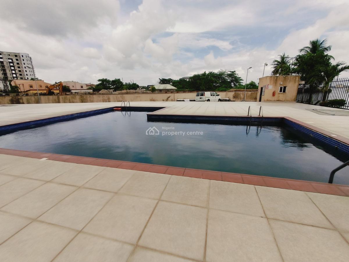 Waterfront 3 Bedroom Apartment+ S/ Pool, Lekki Phase 1, Lekki Phase 1, Lekki, Lagos, Flat / Apartment for Rent