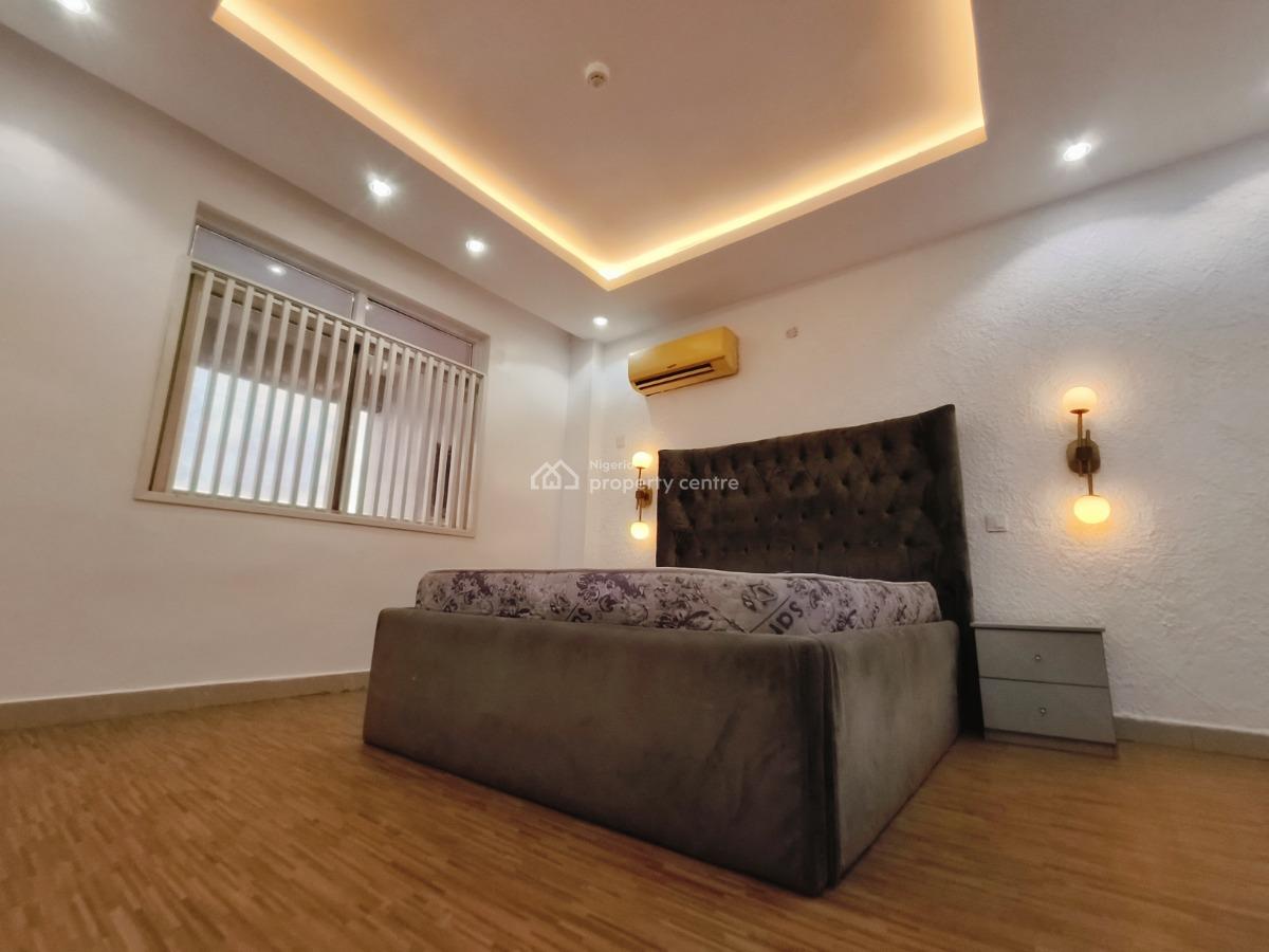Waterfront 3 Bedroom Apartment+ S/ Pool, Lekki Phase 1, Lekki Phase 1, Lekki, Lagos, Flat / Apartment for Rent
